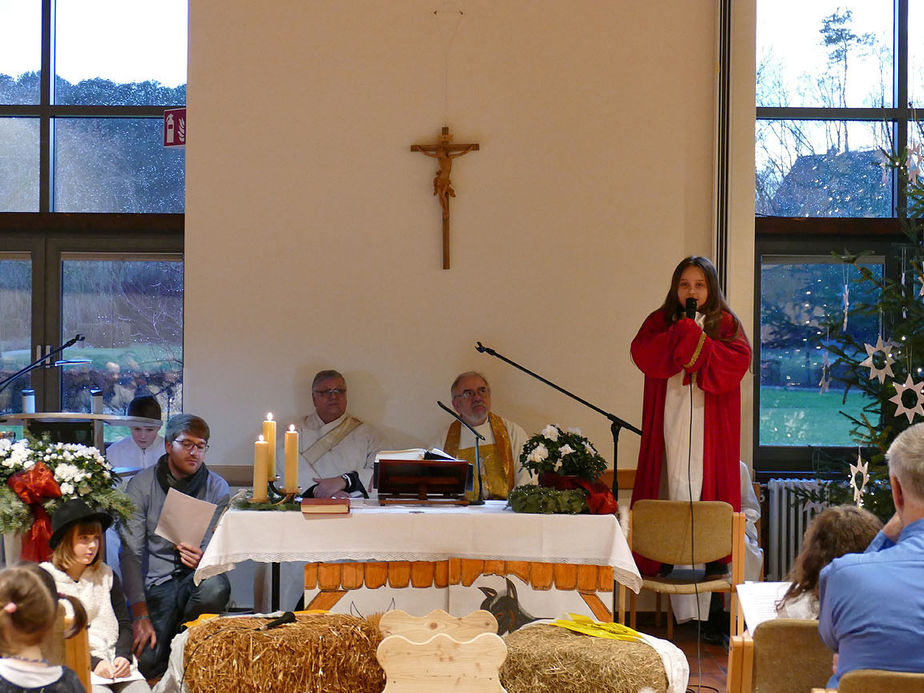 Kinderchristmette mit Krippenspiel (Foto: Karl-Franz Thiede)